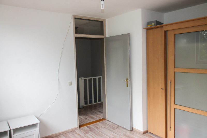 De eerste slaapkamer